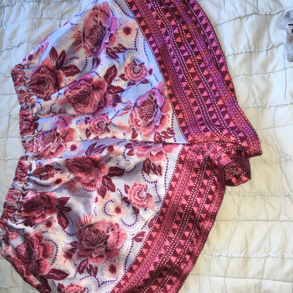 silk floral shorts💕💕